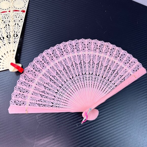 Vintage Pink & Ivory Souvenir Celluloid Plastic Lace Folding Hand Fans SET OF 2 - Picture 11 of 12